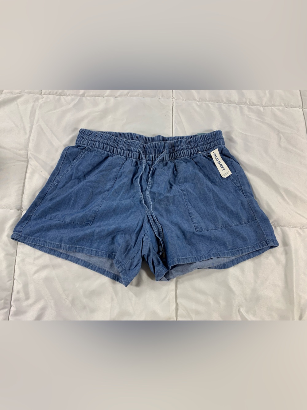 New with tags OLD NAVY shorts womens size M